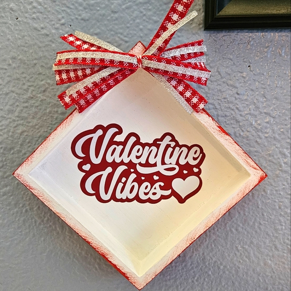 "Valentine Vibes" Wall Hanger 5"x5" hand painted